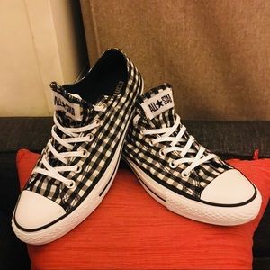 black and white plaid converse